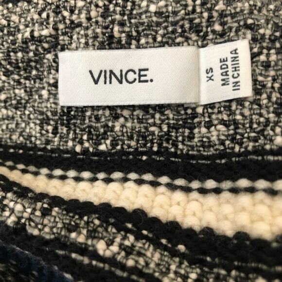 Vince textured knit wool pullover striped sweater - Picture 7 of 7